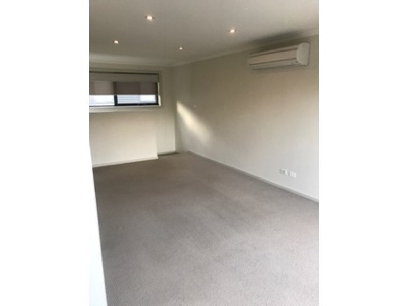 2/11 Combo Court, Harrison ACT 2914