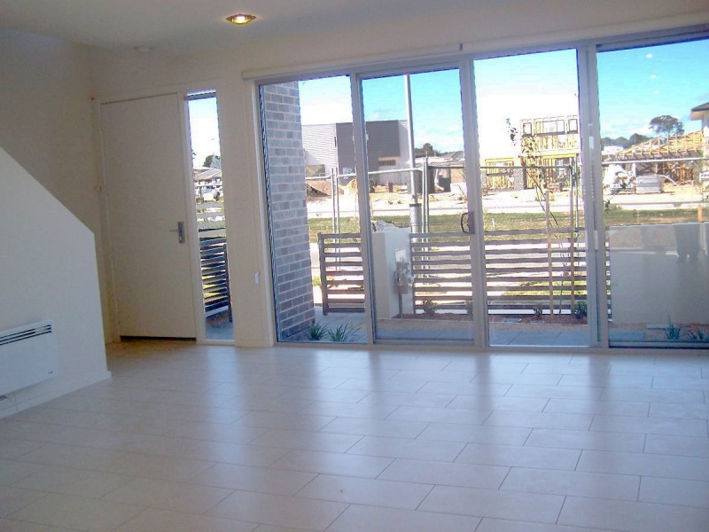 61 Stowport Avenue, Crace ACT 2911