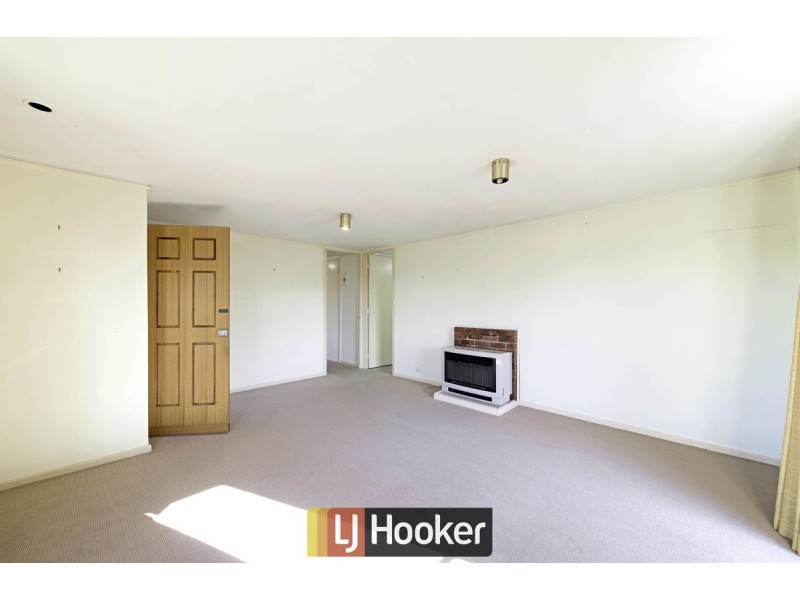 10 Bennelong Crescent, Macquarie ACT 2614
