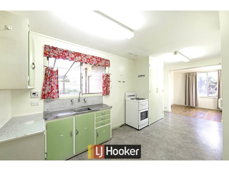 10 Bennelong Crescent, Macquarie ACT 2614