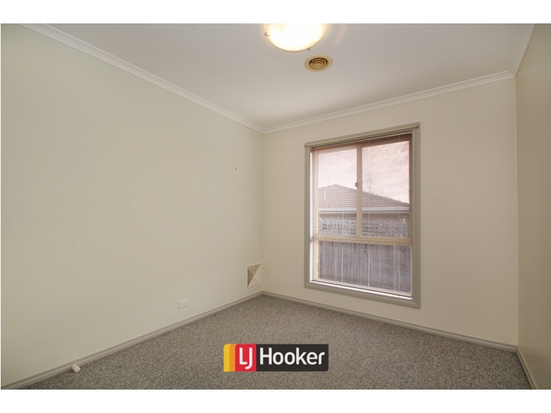 16 Paul Coe Crescent, Ngunnawal ACT 2913