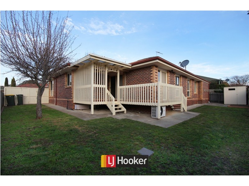 16 Paul Coe Crescent, Ngunnawal ACT 2913