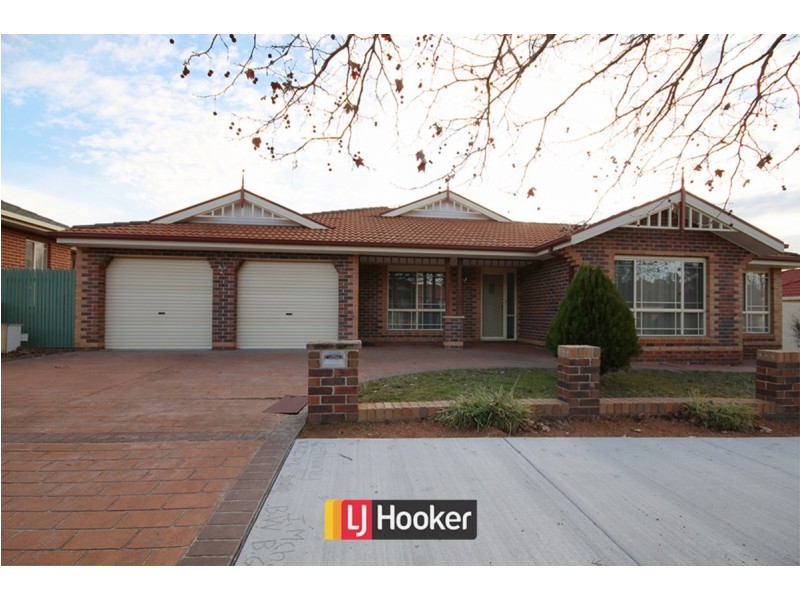 16 Paul Coe Crescent, Ngunnawal ACT 2913