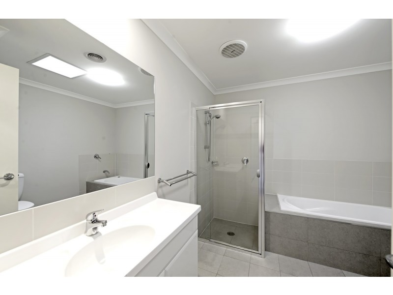 1/10 Charles Perkins Circuit, Bonner ACT 2914