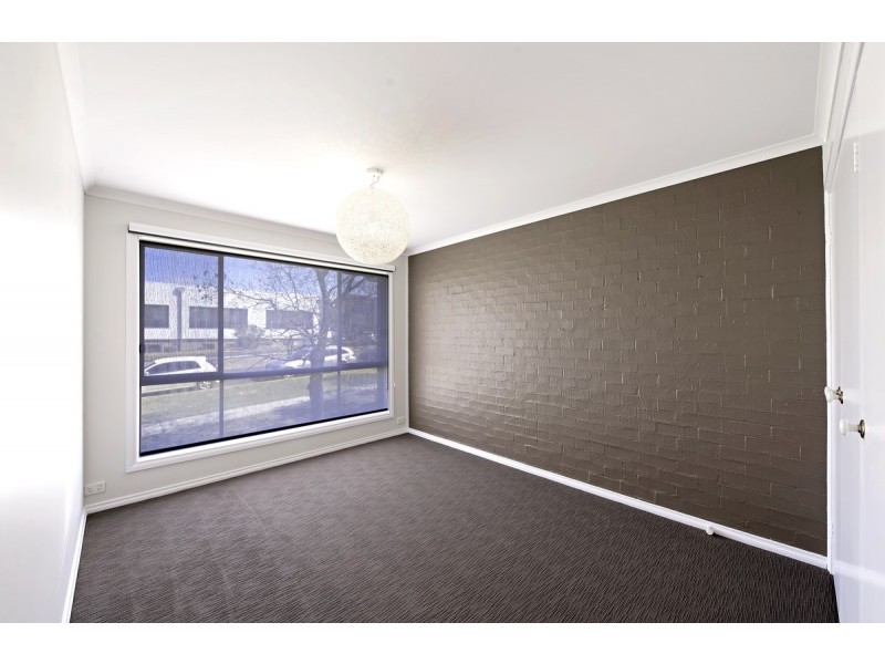 11/94 Collett Street, Queanbeyan NSW 2620