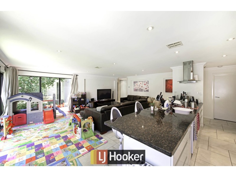 22 Mindarie Street, Narrabundah ACT 2604