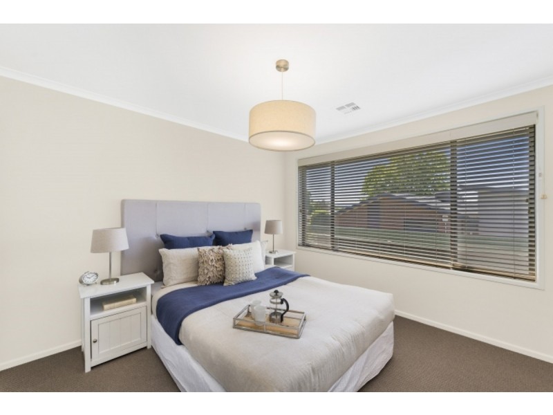 11 Sherlock Street, Kaleen ACT 2617