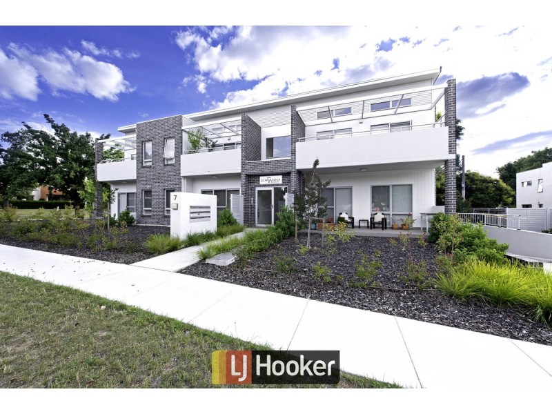 6/7 Lowanna Street, Braddon ACT 2612