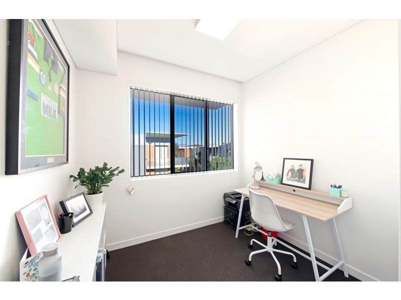 37/116 Easty Street, Phillip ACT 2606