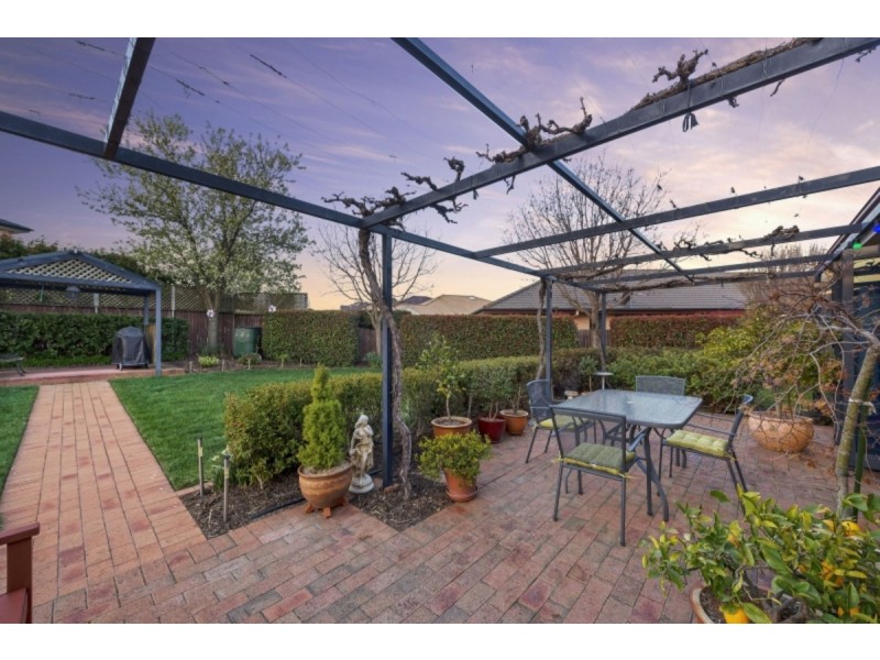 97 Sue Geh Circuit, Nicholls ACT 2913