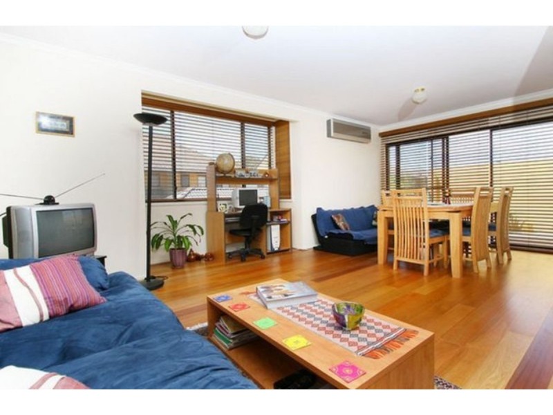 8/35 Anthony Rolfe Avenue, Gungahlin ACT 2912