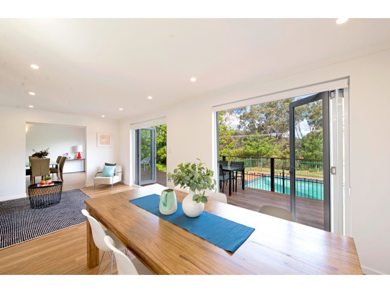 18 Molineaux Place, Farrer ACT 2607