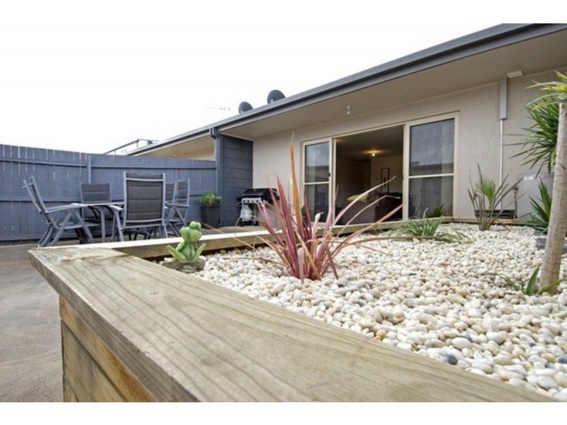 216 Anthony Rolfe Avenue, Gungahlin ACT 2912