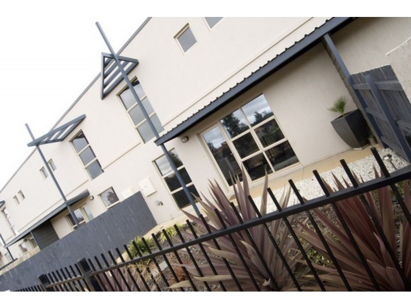 216 Anthony Rolfe Avenue, Gungahlin ACT 2912