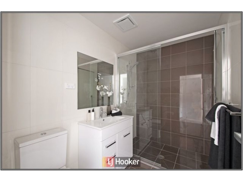 26/39 Jerrabomberra Avenue, Narrabundah ACT 2604