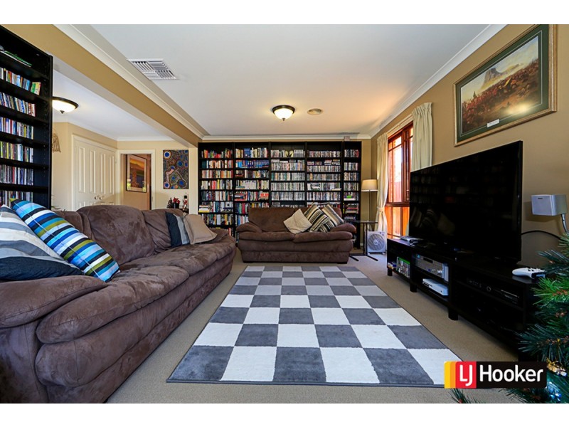 9 Osprey Street, Harrison ACT 2914