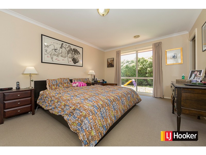 9 Osprey Street, Harrison ACT 2914