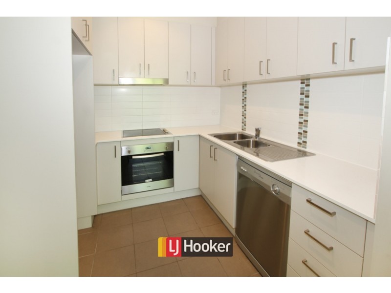 8/6 Guthrie Street, Dickson ACT 2602