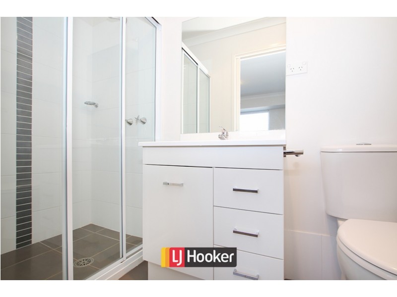 98 Refshauge Crescent, Macgregor ACT 2615