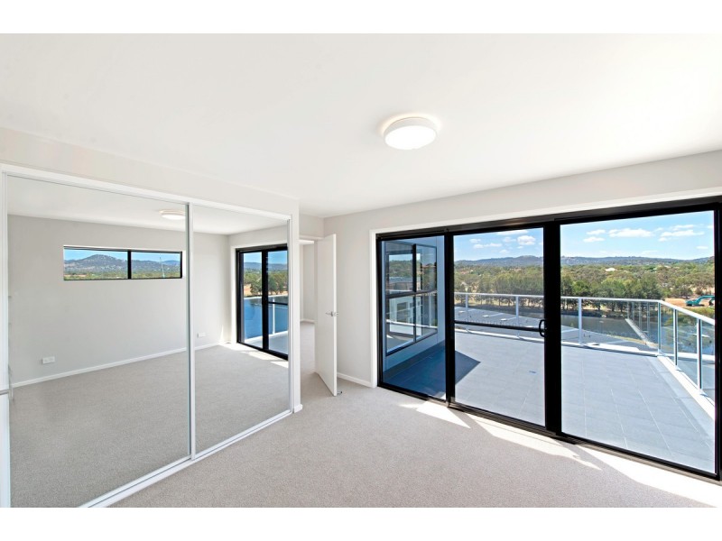 270/12 Limburg Way, Greenway ACT 2900