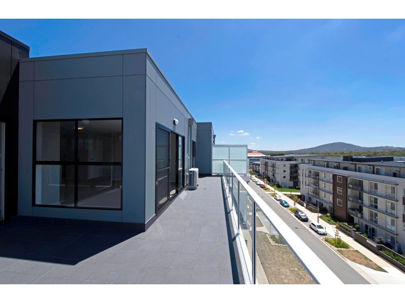 270/12 Limburg Way, Greenway ACT 2900