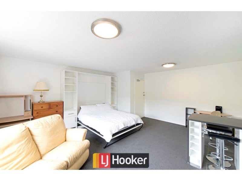 18/135 Blamey Crescent, Campbell ACT 2612