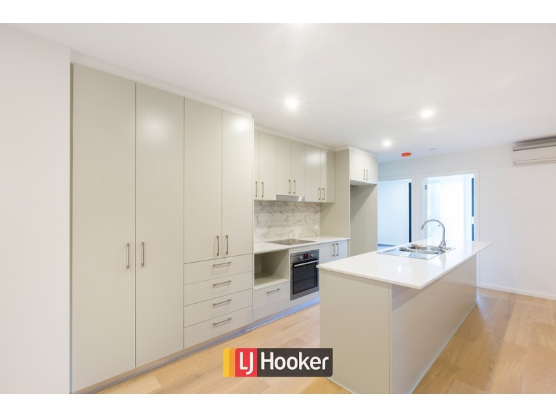 22/111 Canberra Avenue, Griffith ACT 2603