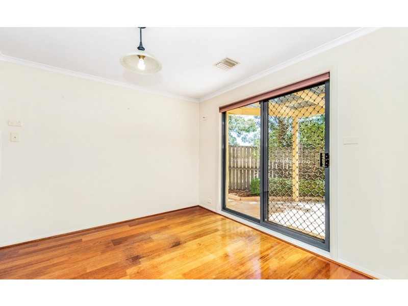 5/2 Dines Place, Bruce ACT 2617
