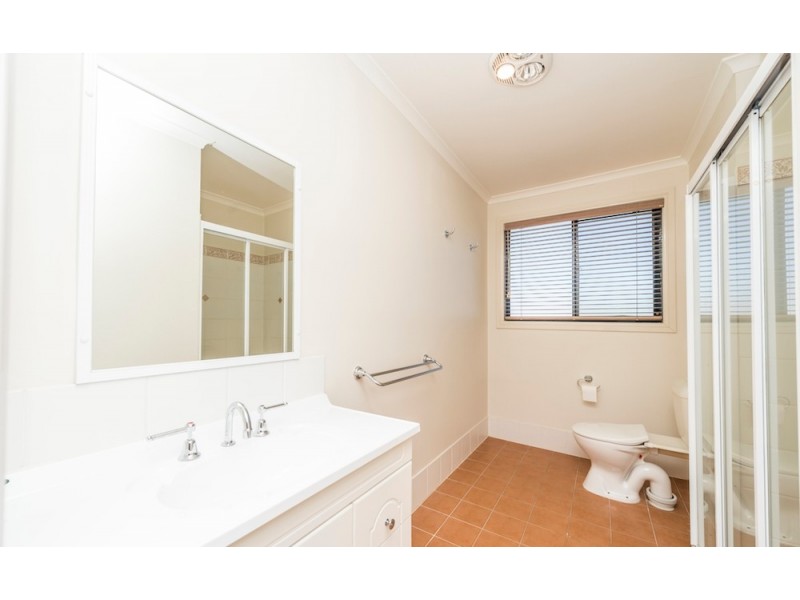 5/2 Dines Place, Bruce ACT 2617