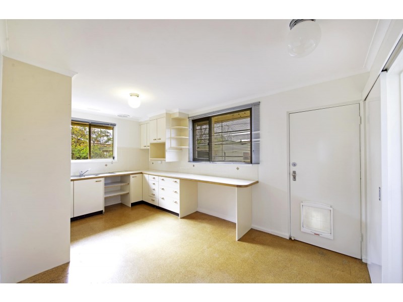 10 Lowrie Street, Dickson ACT 2602