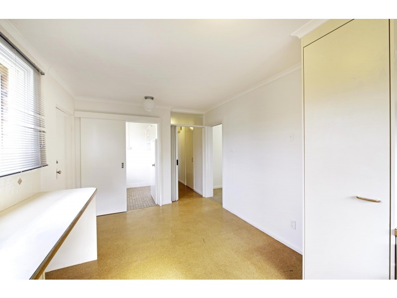 10 Lowrie Street, Dickson ACT 2602