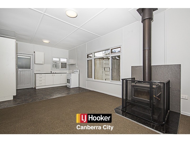 88 Avonely Road, Majura ACT 2609