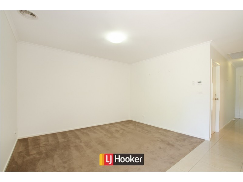 2/13 Coppin Place, Weetangera ACT 2614