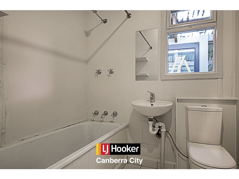 88 Avonley Road, Majura ACT 2609