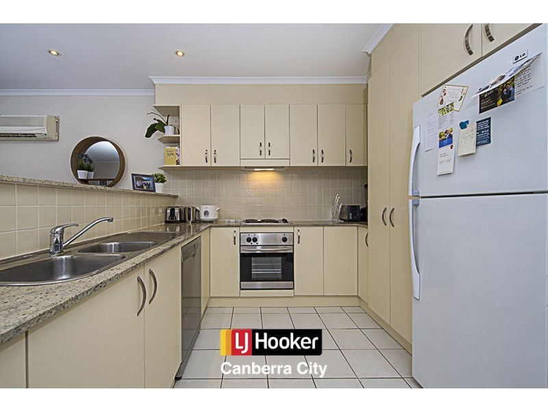 4/5 Wise Street, Braddon ACT 2612