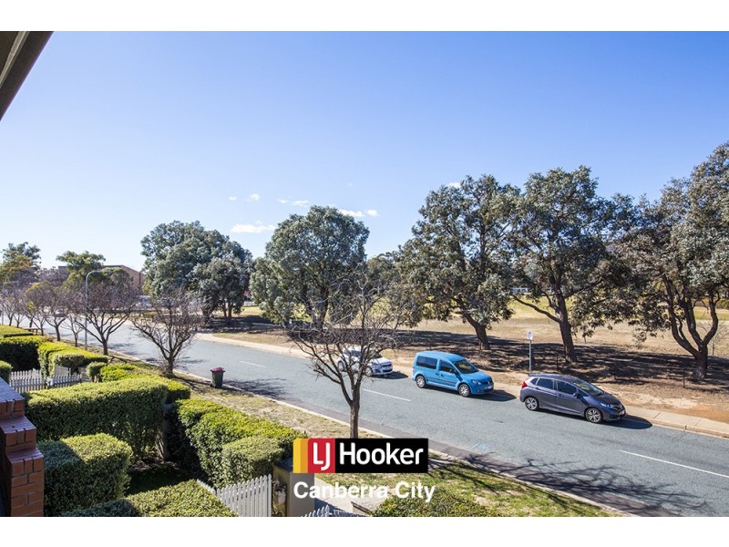 4/5 Wise Street, Braddon ACT 2612