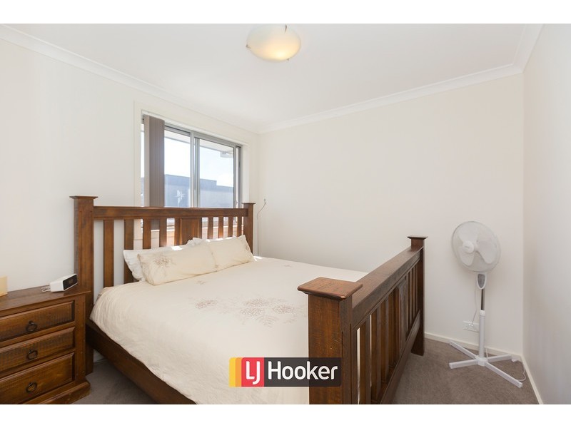 21B Manning Clark Crescent, Franklin ACT 2913
