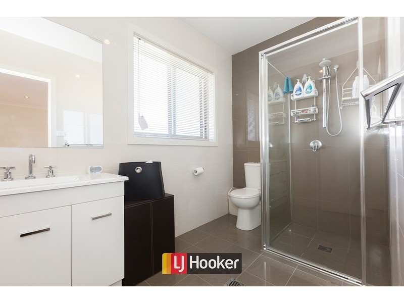 21B Manning Clark Crescent, Franklin ACT 2913