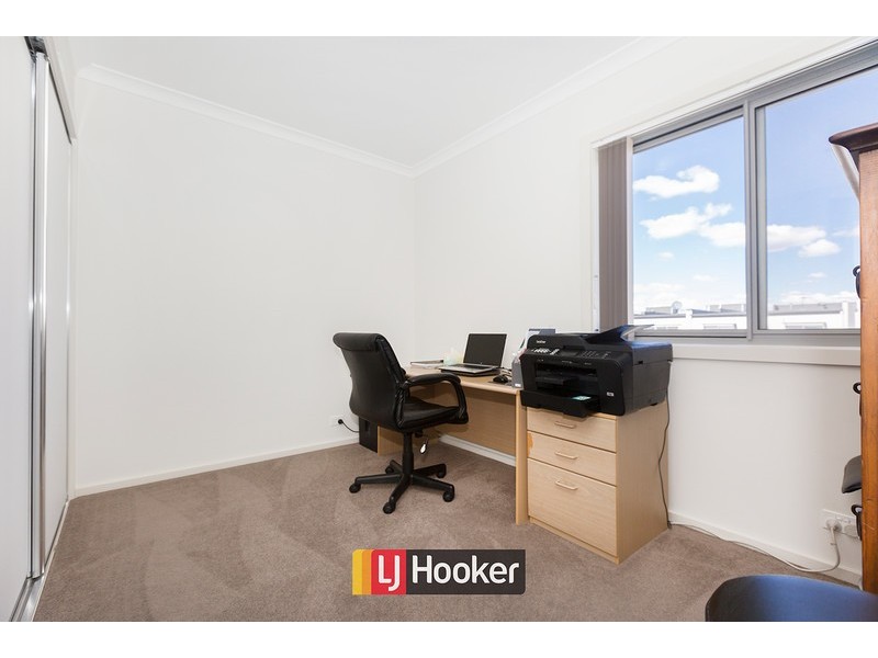 21B Manning Clark Crescent, Franklin ACT 2913