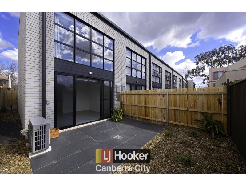 31/135 Easty Street, Phillip ACT 2606