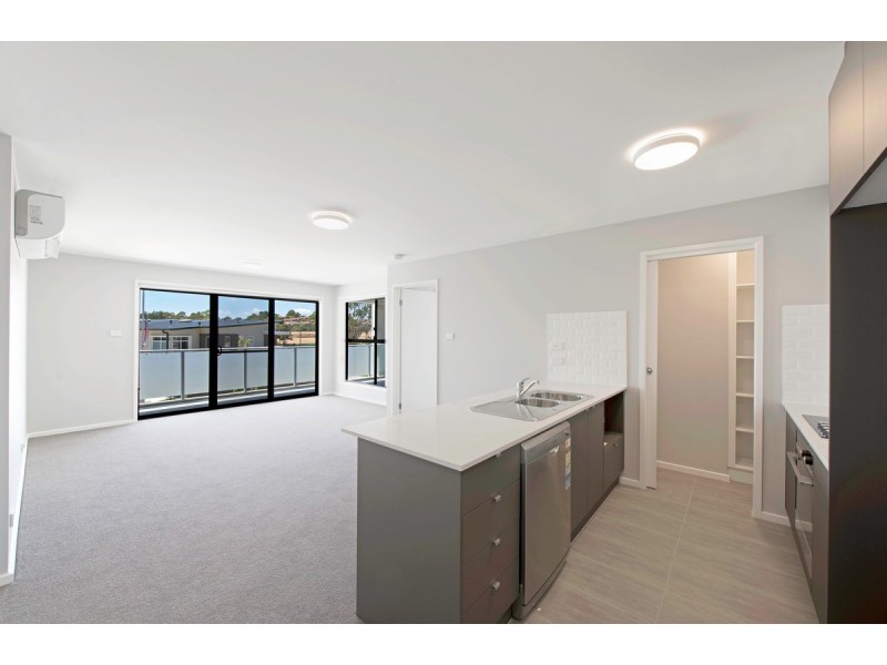 218/12 Limburg Way, Greenway ACT 2900