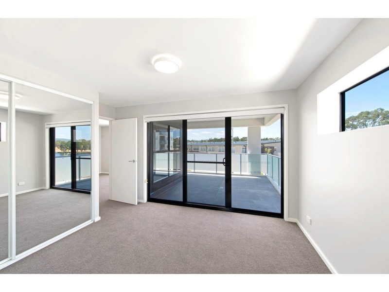 218/12 Limburg Way, Greenway ACT 2900