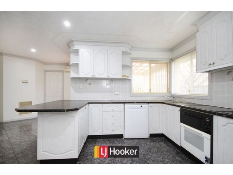 16 Paul Coe Crescent, Ngunnawal ACT 2913
