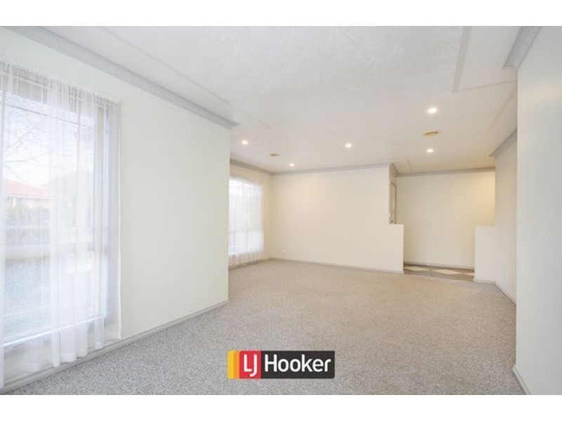 16 Paul Coe Crescent, Ngunnawal ACT 2913