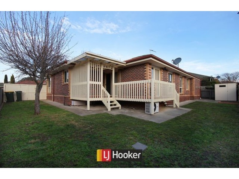 16 Paul Coe Crescent, Ngunnawal ACT 2913