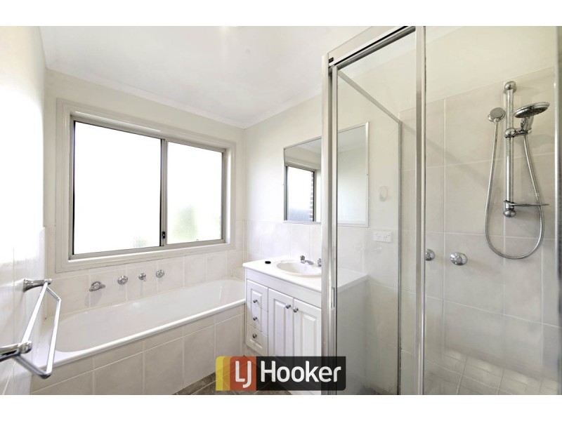 4 Elm Grove, Gungahlin ACT 2912