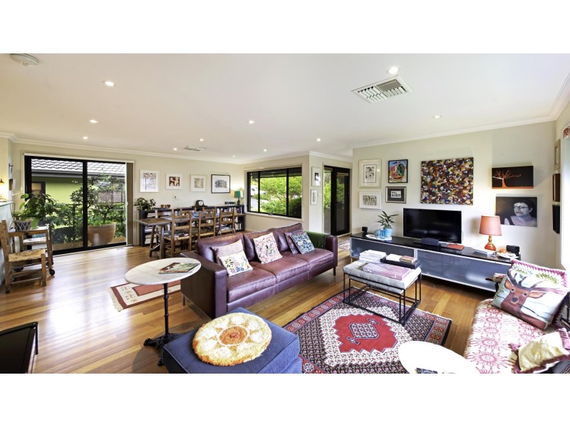 1 Castlereagh Crescent, Macquarie ACT 2614