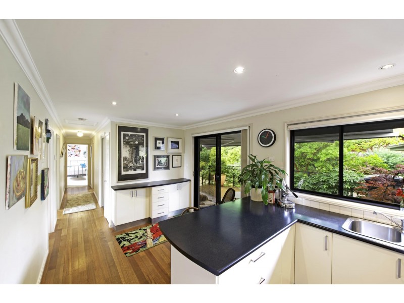 1 Castlereagh Crescent, Macquarie ACT 2614