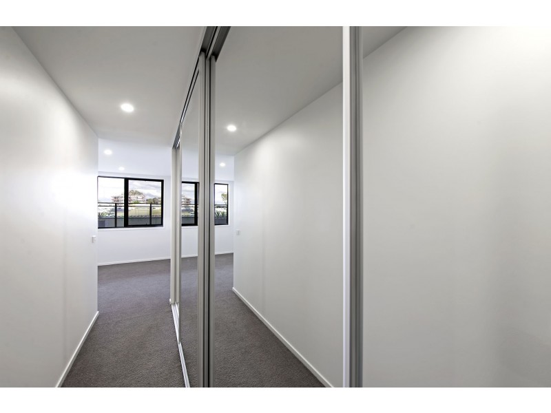 9/2 Hinder Street, Gungahlin ACT 2912