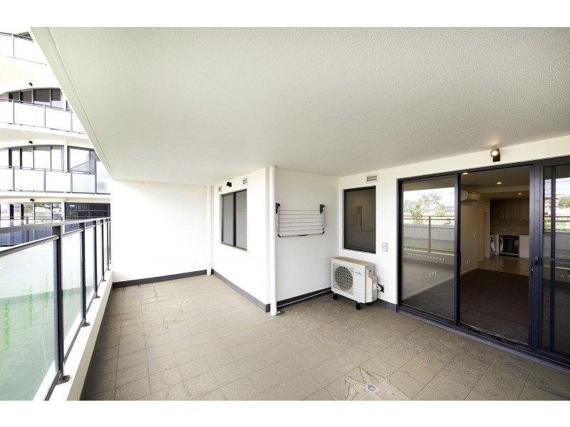 9/2 Hinder Street, Gungahlin ACT 2912